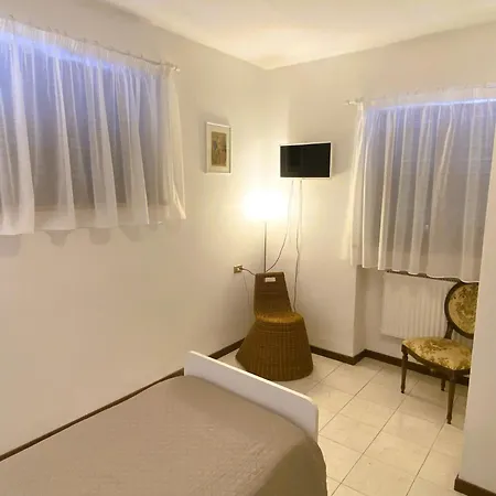 Chiara House Appartement *