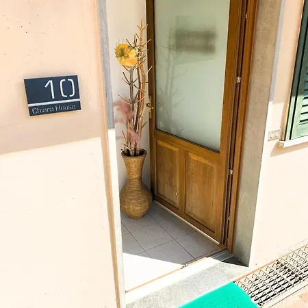 Apartmán Chiara House *