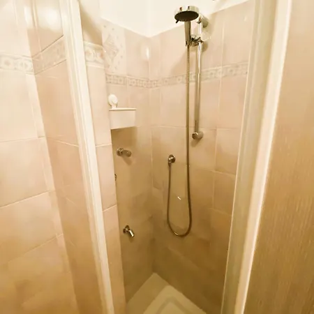 Chiara House Apartament *